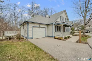 1 Bittersweet Ln, East Lyme, CT 06357 - Photo 3