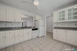 1 Bittersweet Ln, East Lyme, CT 06357 - Photo 9