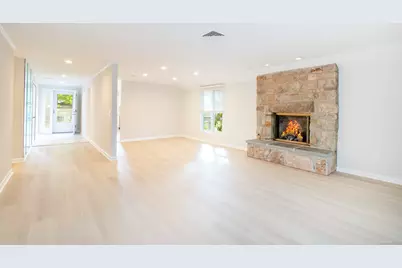 12 Castle Rock #12, Branford, CT 06405 - Photo 7