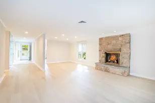 12 Castle Rock, Branford, CT 06405 - Photo 7