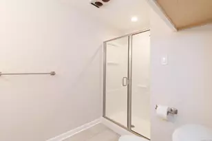 12 Castle Rock, Branford, CT 06405 - Photo 15