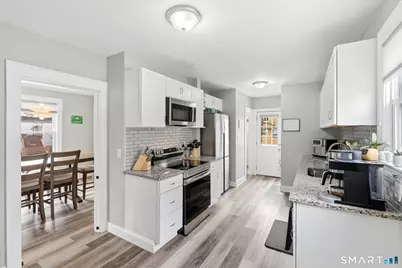 19 Waller Court, New London, CT 06320 - Photo 15