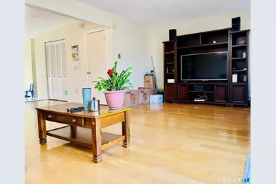 123 Sheraton Lane #123, Norwich, CT 06360 - Photo 3