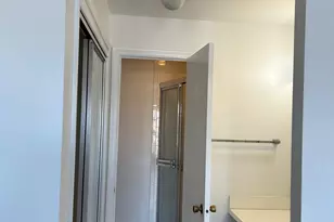 90 Kane St, West Hartford, CT 06119 - Photo 11