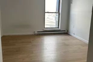 90 Kane St, West Hartford, CT 06119 - Photo 7