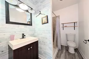 905 Cooke St, Waterbury, CT 06704 - Photo 31