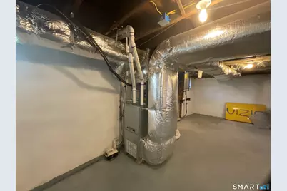 59 Oakland Street, Stratford, CT 06615 - Photo 15