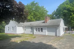 521 Mill St, Southington, CT 06489 - Photo 1