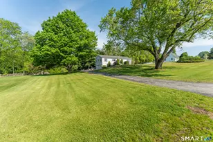 25 Mohegan Dr, Griswold, CT 06351 - Photo 7