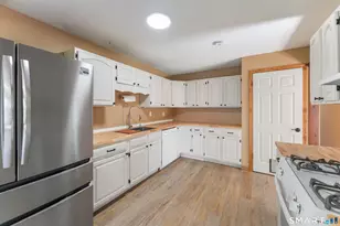25 Mohegan Dr, Griswold, CT 06351 - Photo 13