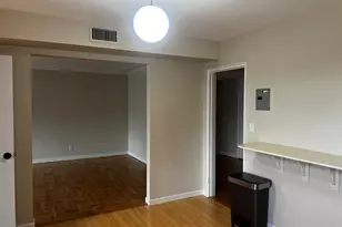 869 Farmington Ave, West Hartford, CT 06119 - Photo 5