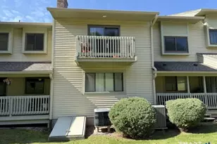 1004 Summer Hill Dr, South Windsor, CT 06074 - Photo 3