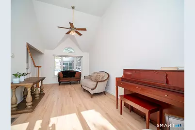 81 Old Stratfield Road, Fairfield, CT 06825 - Photo 13