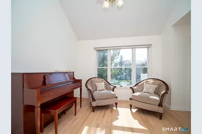 81 Old Stratfield Road, Fairfield, CT 06825 - Photo 11