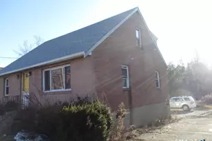 71 Broad St, Meriden, CT 06450 - Photo 3