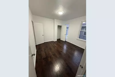 127 Eagle Street, Bridgeport, CT 06607 - Photo 11