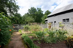 299 Main St, Salisbury, CT 06068 - Photo 37