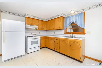 211 Brook Street, New Britain, CT 06051 - Photo 7