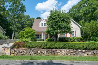 101 Carol Street, Danbury, CT 06810 - Photo 1