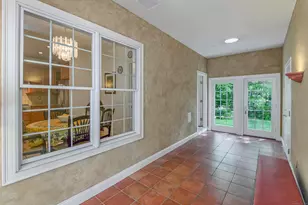101 Carol St, Danbury, CT 06810 - Photo 25