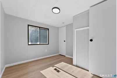 32 Nashua Street, Norwich, CT 06360 - Photo 11