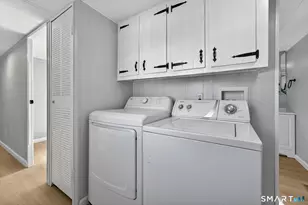 32 Nashua St, Norwich, CT 06360 - Photo 15