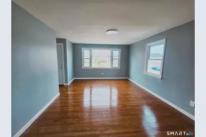 104 Hollywood Avenue, Hartford, CT 06110 - Photo 3