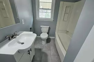 104 Hollywood Ave, Hartford, CT 06110 - Photo 11