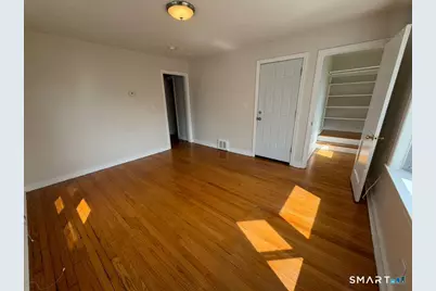 279 Clermont Avenue #2nd Fl., Bridgeport, CT 06610 - Photo 9