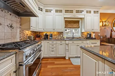 12 Spindle Hill Road #5E, Wolcott, CT 06716 - Photo 3