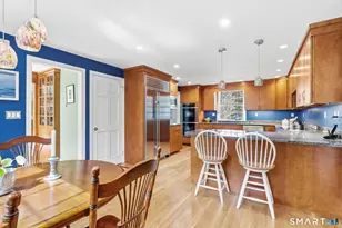15 10 Acre Ln, West Hartford, CT 06107 - Photo 3