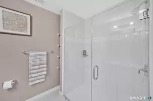 26 School House Dr, West Hartford, CT 06110 - Photo 17