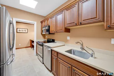 26 Schoolhouse Drive #209, West Hartford, CT 06110 - Photo 31