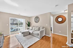 26 School House Dr, West Hartford, CT 06110 - Photo 11