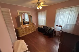 566 Wilmont Ave, Bridgeport, CT 06607 - Photo 5