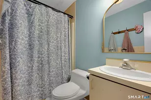 585 Park Rd, Waterbury, CT 06708 - Photo 9