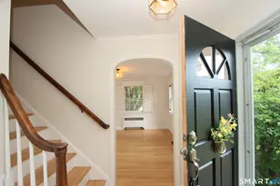 23 Norway Rd, North Haven, CT 06473 - Photo 7