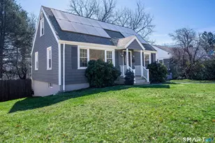 709 Pine Rock Ave, Hamden, CT 06514 - Photo 3