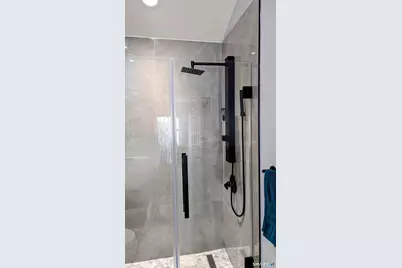 1306 Briar Woods Lane #1306, Danbury, CT 06810 - Photo 9