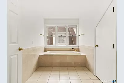 51 Forest Avenue #25, Greenwich, CT 06870 - Photo 21