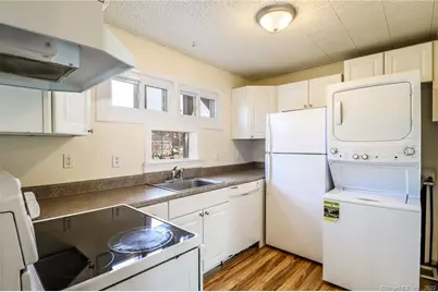 24 Elm Street #2, New Milford, CT 06776 - Photo 11