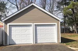 176 Sisson St, East Hartford, CT 06118 - Photo 3