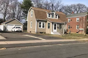 176 Sisson St, East Hartford, CT 06118 - Photo 1