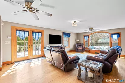 301 Buckingham Avenue, Milford, CT 06460 - Photo 17