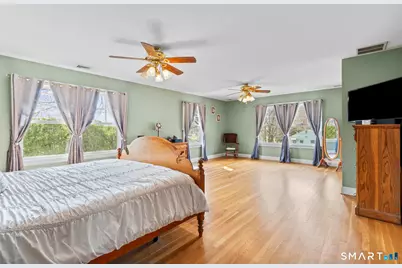 301 Buckingham Avenue, Milford, CT 06460 - Photo 21