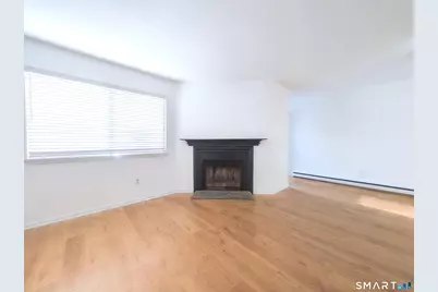 8 Rose Lane #18-13, Danbury, CT 06811 - Photo 3