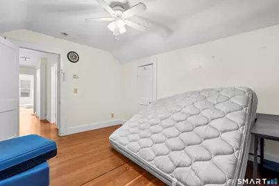 39 Oakridge Street, Norwich, CT 06360 - Photo 15