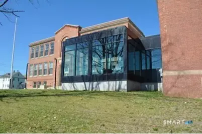 496 Newhall Street, Hamden, CT 06517 - Photo 3