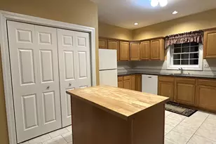 131 Hawthorne Dr, Berlin, CT 06037 - Photo 11