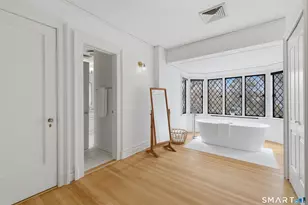 11 Sycamore Rd, West Hartford, CT 06117 - Photo 21